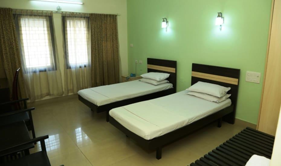 Sri Srinivasa Residency Hotell Kadapa Eksteriør bilde